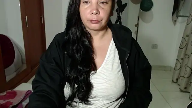 Vivian milf paint online show from September 2025 03:10:02 AM