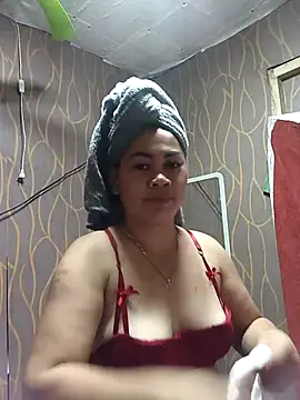 Snapshot of sexybitch_02 chatting on February 2026 09:16:01 AM sexybitch 02 online show from February 2026 09:16:01 AM