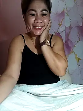 sexybitch 02 online show from April 2026 07:15:01 PM