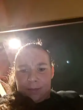 Snapshot of amiralily9 chatting on February 2026 07:27:01 AM amiralily9 online show from February 2026 07:27:01 AM