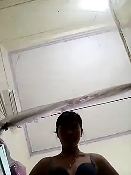 Snapshot of Ocnguyety chatting on October 2025 02:14:02 AM Ocnguyety online show from October 2025 02:14:02 AM