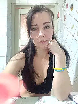 Snapshot of Adeline3302 chatting on March 2026 07:31:02 PM Adeline3302 online show from March 2026 07:31:02 PM