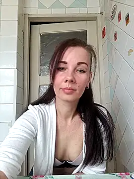 Snapshot of Adeline3302 chatting on April 2026 12:19:02 PM Adeline3302 online show from April 2026 12:19:02 PM