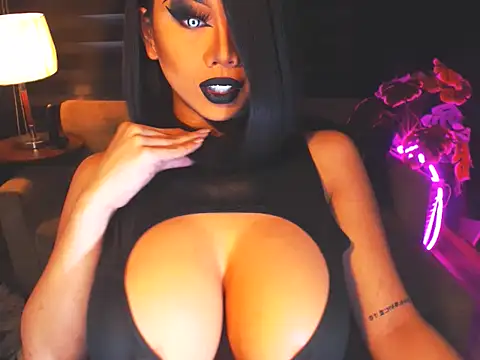 Snapshot of KarlaFrost chatting on April 2026 01:33:01 AM KarlaFrost online show from April 2026 01:33:01 AM