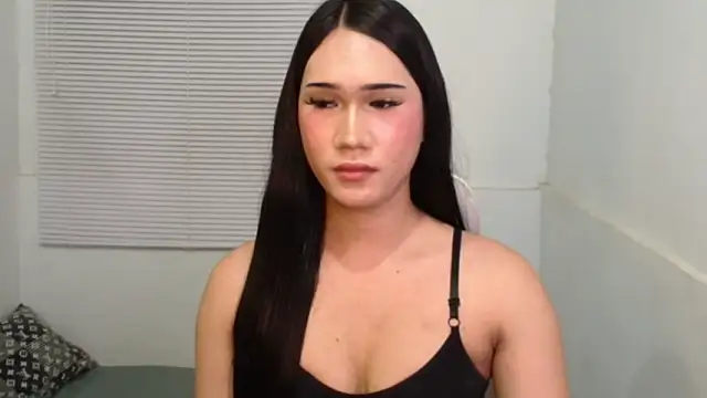 Leighs Celine online show from March 2026 11:46:01 PM