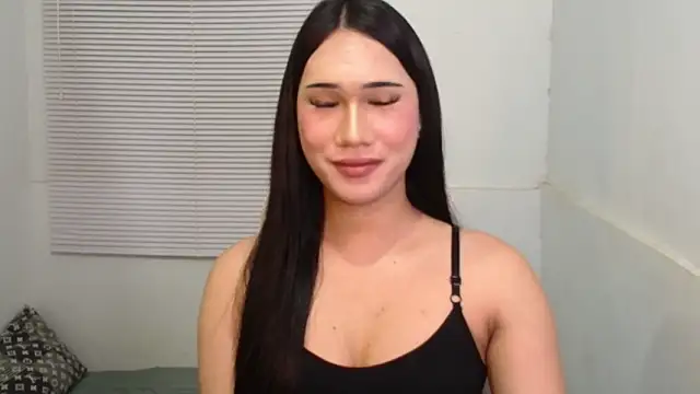 Leighs Celine online show from March 2026 06:14:02 PM