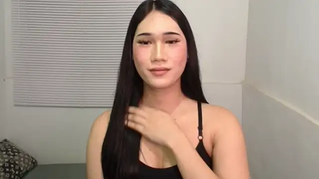 Leighs Celine online show from March 2026 04:17:02 AM