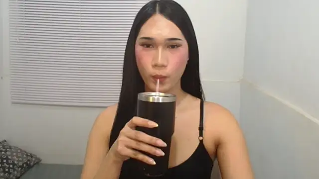 Leighs Celine online show from March 2026 05:40:01 PM