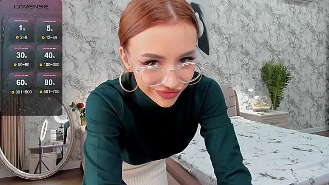 KatieBrown1 online show from September 2025 08:14:01 AM