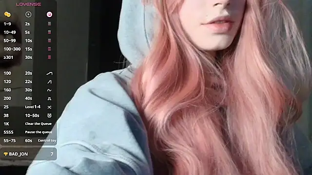 Snapshot of PieraMarch chatting on February 2026 07:21:01 PM PieraMarch online show from February 2026 07:21:01 PM