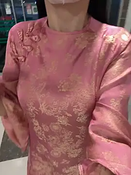 Meii-meyy online show from November 2025 07:03:01 PM