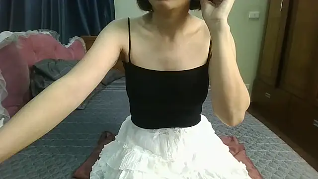 Meii-meyy online show from December 2025 01:54:02 AM