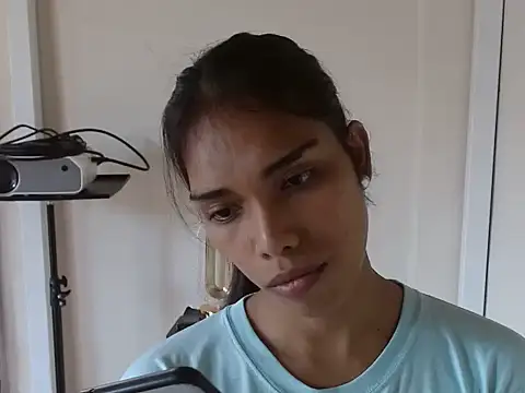 Snapshot of angelaxmonroe chatting on May 2026 05:48:02 AM angelaxmonroe online show from May 2026 05:48:02 AM