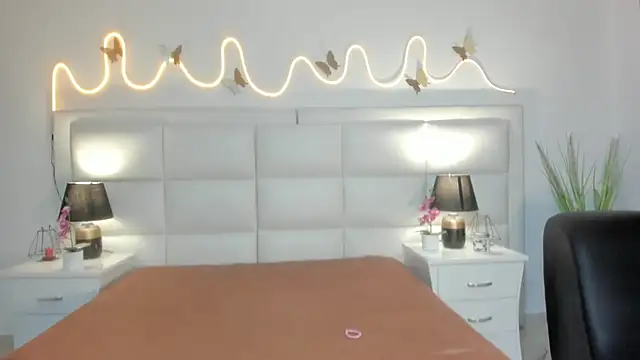 Snapshot of InnaVolkova chatting on February 2026 02:02:02 PM InnaVolkova online show from February 2026 02:02:02 PM