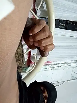 Snapshot of radx0 chatting on January 2026 01:43:01 AM radx0 online show from January 2026 01:43:01 AM