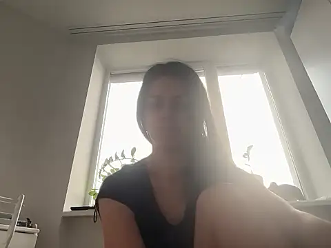 Snapshot of Sladosttss chatting on November 2025 06:48:01 AM Sladosttss online show from November 2025 06:48:01 AM