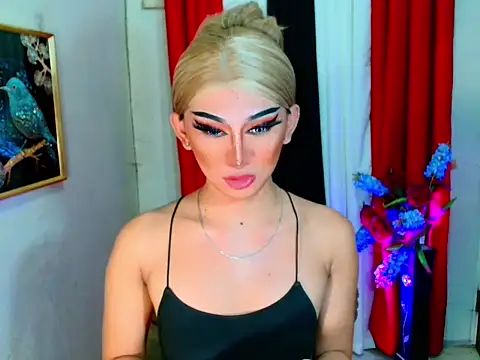 Snapshot of Queen_yasii_88 chatting on October 2025 03:24:02 PM Queen yasii 88 online show from October 2025 03:24:02 PM