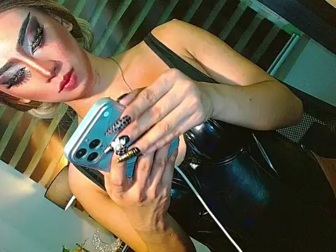 Queen yasii 88 online show from June 2026 02:05:01 PM