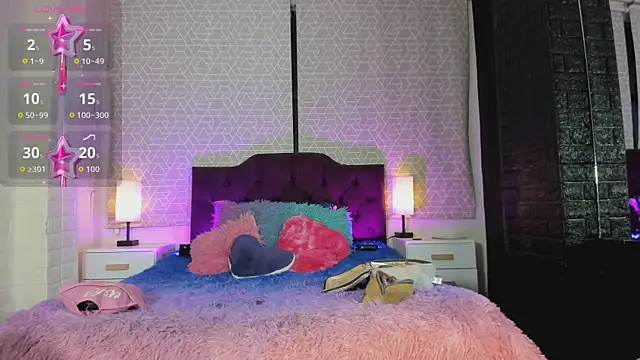 Snapshot of Zamara_Kleii chatting on September 2025 04:34:02 AM Zamara Kleii online show from September 2025 04:34:02 AM