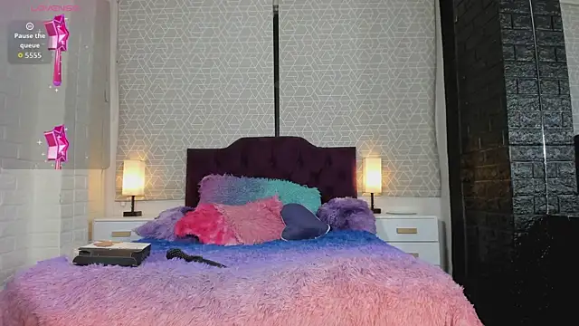 Snapshot of Zamara_Kleii chatting on September 2025 05:20:01 AM Zamara Kleii online show from September 2025 05:20:01 AM