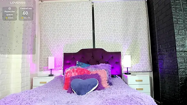 Snapshot of Zamara_Kleii chatting on November 2025 03:39:01 AM Zamara Kleii online show from November 2025 03:39:01 AM