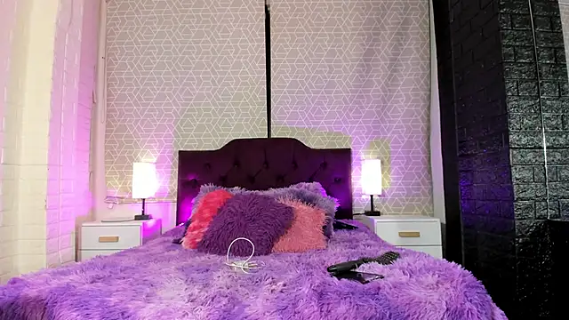 Snapshot of Zamara_Kleii chatting on December 2025 04:51:02 AM Zamara Kleii online show from December 2025 04:51:02 AM