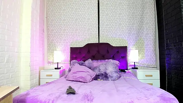 Snapshot of Zamara_Kleii chatting on January 2026 03:54:01 AM Zamara Kleii online show from January 2026 03:54:01 AM