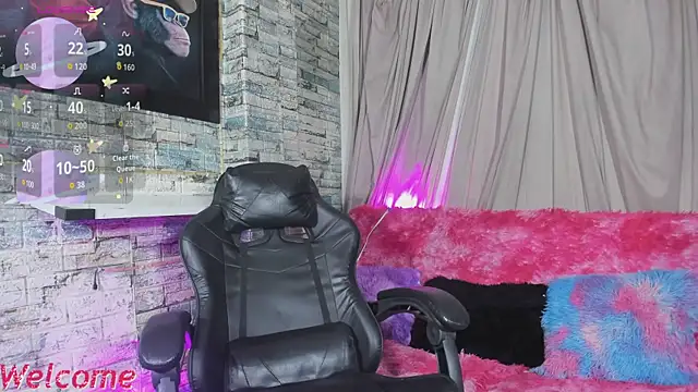 Zamara Kleii online show from May 2026 11:02:02 PM