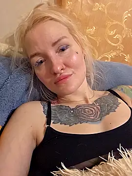 KateMonroe online show from April 2026 10:07:02 PM