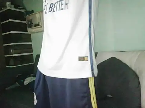 boyhigh1997 online show from November 2025 05:55:02 PM