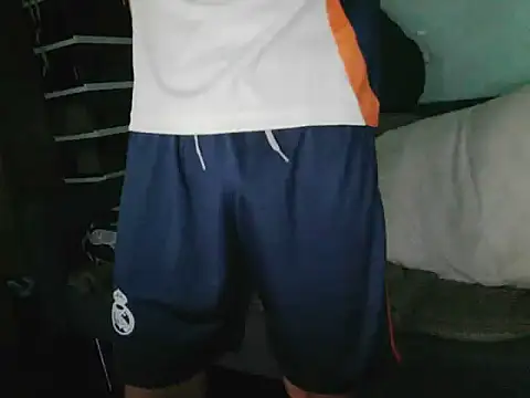 boyhigh1997 online show from November 2025 05:45:02 PM