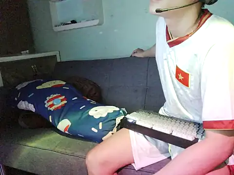 Snapshot of boyhigh1997 chatting on February 2026 05:54:01 PM boyhigh1997 online show from February 2026 05:54:01 PM