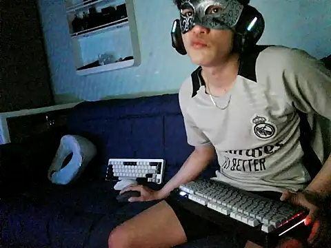 Snapshot of boyhigh1997 chatting on March 2026 05:17:02 PM boyhigh1997 online show from March 2026 05:17:02 PM