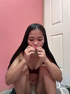 Snapshot of princess_janine chatting on September 2025 12:05:02 PM princess janine online show from September 2025 12:05:02 PM