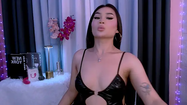 Snapshot of Coka_bella chatting on February 2026 07:32:02 PM Coka bella online show from February 2026 07:32:02 PM