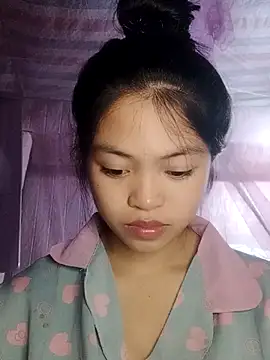 Snapshot of Thy00__ chatting on November 2025 02:50:02 PM Thy00 online show from November 2025 02:50:02 PM