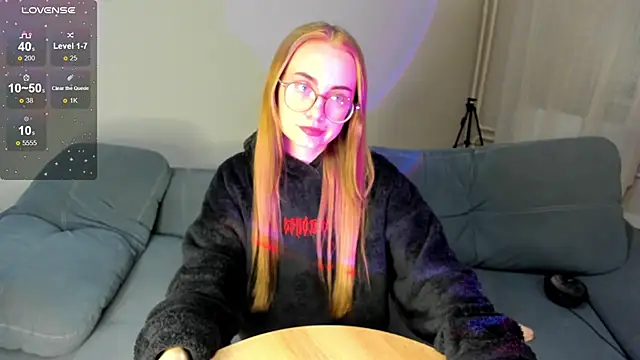 Snapshot of MewStella chatting on September 2025 03:58:02 PM MewStella online show from September 2025 03:58:02 PM