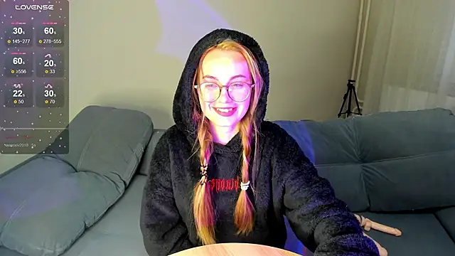 Snapshot of MewStella chatting on October 2025 12:38:01 AM MewStella online show from October 2025 12:38:01 AM