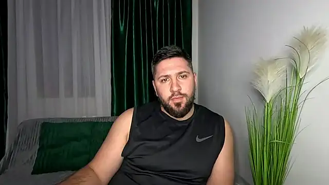 Gold Alpha Boy online show from April 2026 07:59:01 PM