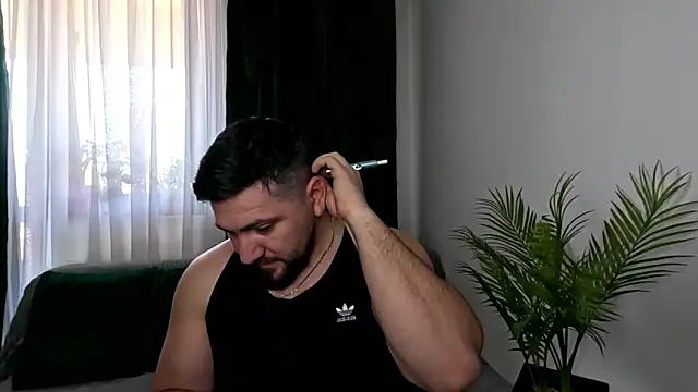 Gold Alpha Boy online show from May 2026 09:06:01 AM