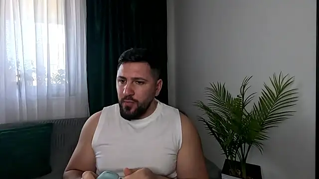 Gold Alpha Boy online show from May 2026 12:54:02 PM