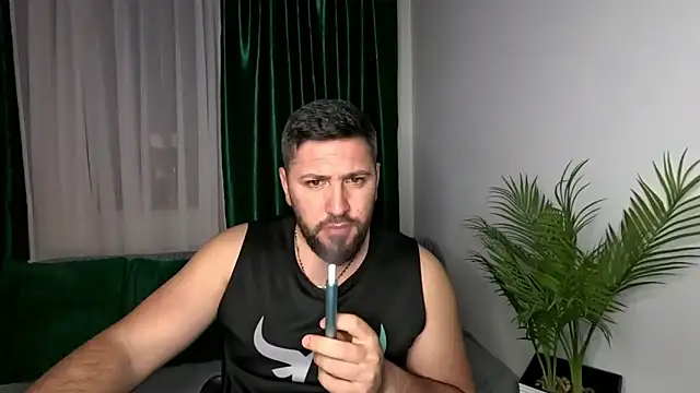 Gold Alpha Boy online show from May 2026 06:24:01 PM