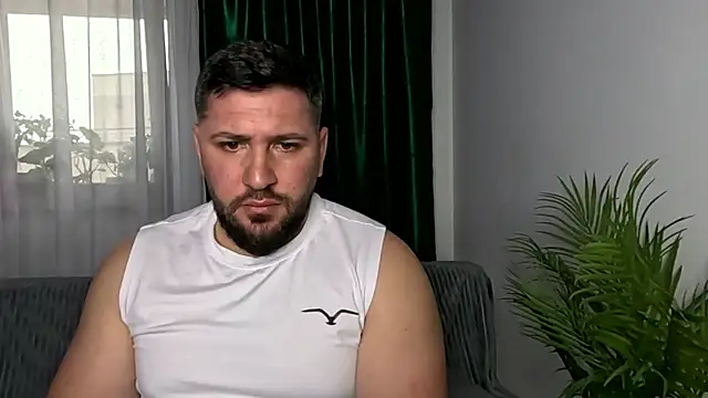 Gold Alpha Boy online show from May 2026 01:19:01 PM