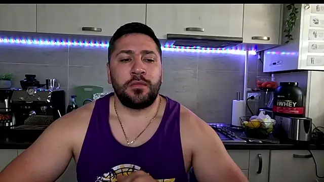Gold Alpha Boy online show from June 2026 05:21:01 AM