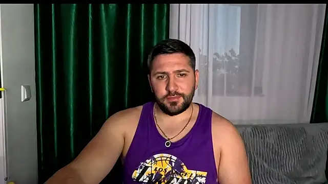 Gold Alpha Boy online show from June 2026 06:32:01 PM