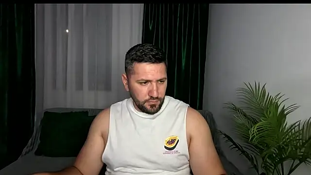 Gold Alpha Boy online show from June 2026 06:56:01 PM