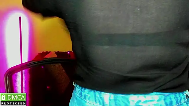 Alicia love00 online show from March 2026 06:28:02 AM