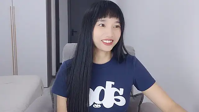 Snapshot of Lisa-3333 chatting on September 2025 02:22:01 PM Lisa-3333 online show from September 2025 02:22:01 PM