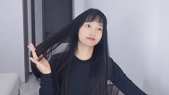 Snapshot of Lisa-3333 chatting on November 2025 01:46:01 PM Lisa-3333 online show from November 2025 01:46:01 PM