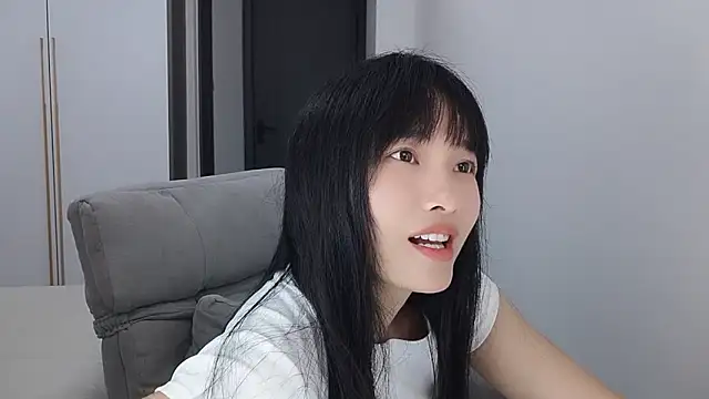Lisa-3333 online show from June 2026 02:54:02 PM